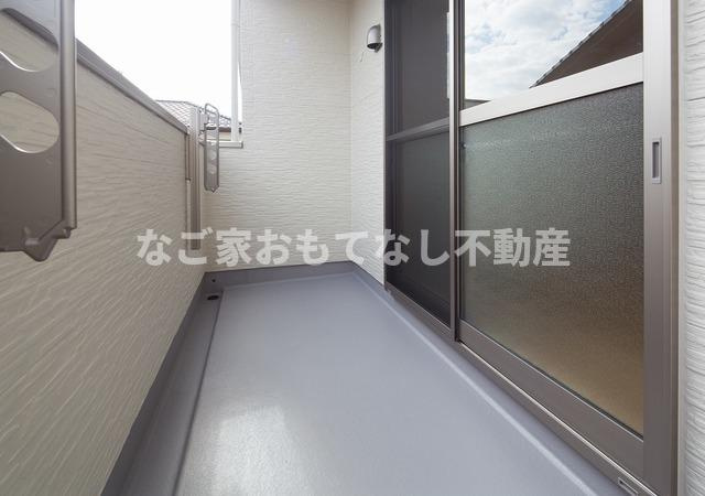 【バルコニー】 | ネオンパディー
