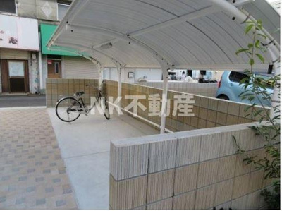 【エントランス】 | イーグルコート（河内花園賃貸） | 駐輪場です