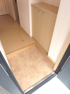 【玄関】 | ティーズスクエアー