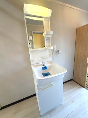 【独立洗面台】