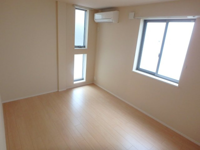 【寝室】 | メゾン・イセキス曽根