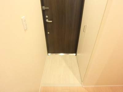 【玄関】 | メゾン・イセキス曽根