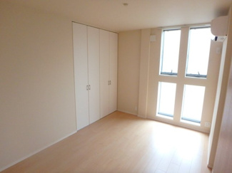 【洋室】 | メゾン・イセキス曽根