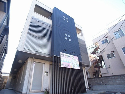 【外観】 | スターフィールドⅢ | 1階は歯科医院様の入った3階建て物件です。