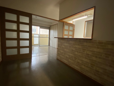 【居間・リビング】 | グランフェル八尾 | ゆったり過ごせるリビングです