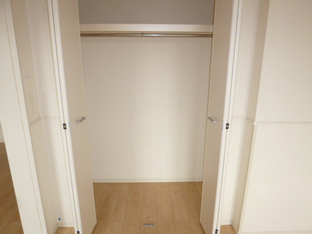 メゾン　ルピナスの玄関|シューズボックス