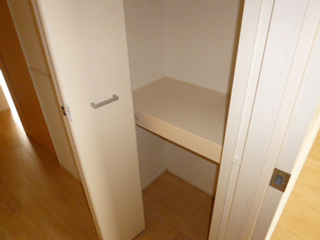 メゾン　ルピナスの玄関