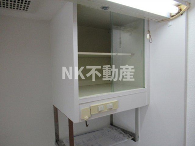 【収納】 | 大宝小阪CTスクエア（河内小阪賃貸） | キッチン上の収納棚です