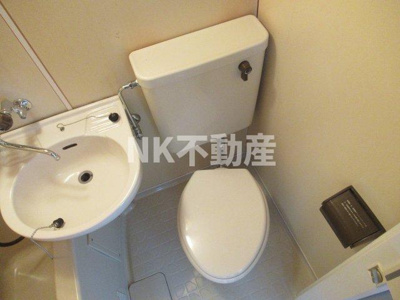 【トイレ】 | 大宝小阪CTスクエア（河内小阪賃貸） | シンプルで使いやすいトイレです