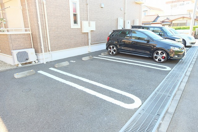 ベルメゾンの駐車場