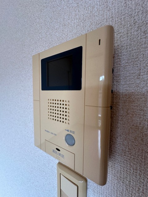 【セキュリティ】 | ブーゲンビリア | 防犯対策に有効なカメラ付きインターホン！突然の来客にもバッチリ対応できちゃいます☆