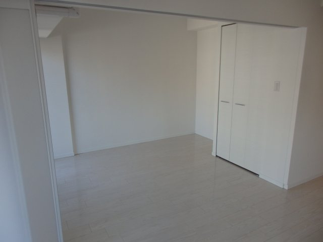 【洋室】 | S-RESIDENCE神戸元町