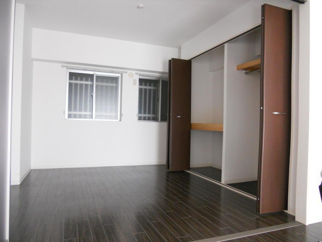 【その他】 | 上春日野ハイツ | お部屋です。大きめクローゼットあります。