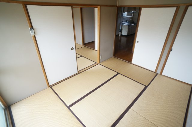 コスモカウンティⅠの和室