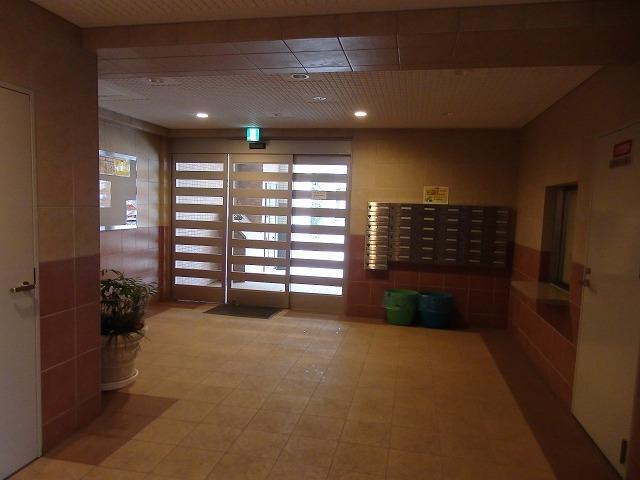 【エントランス】