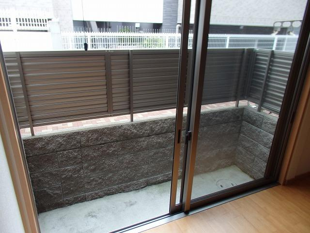 【バルコニー】