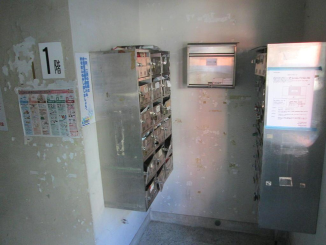 【ロビー】 | 宮本マンション | 共用ポスト