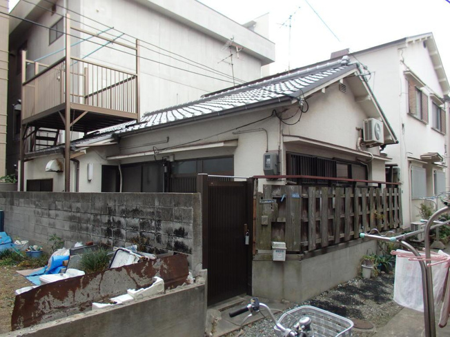 【外観】 | 筒井町３丁目戸建 | 完成な住宅街戸建て平家なので独立してます