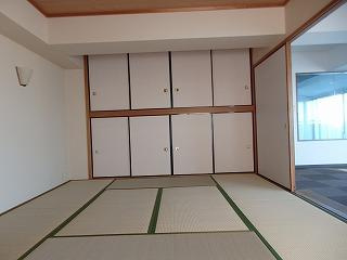 【収納】 | プリオーレ神戸山ノ手 | 収納もたっぷり。和室の部屋もあるので落ち着ける空間として