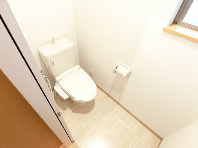 ハッピーキューブ鳴尾のトイレ