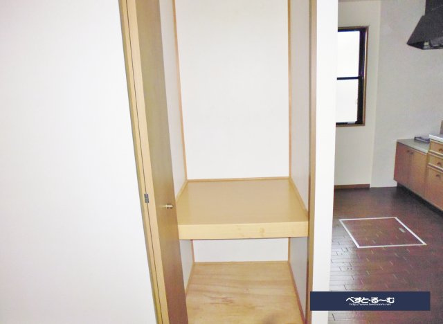 エステリーオA棟の収納