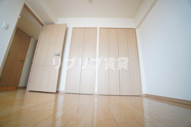 エコロジー千葉みなとレジデンスＡ棟の洋室