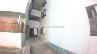 【エントランス】 | ビートル山本北C棟