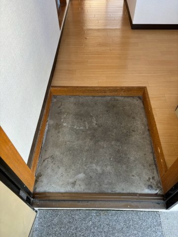 【玄関】