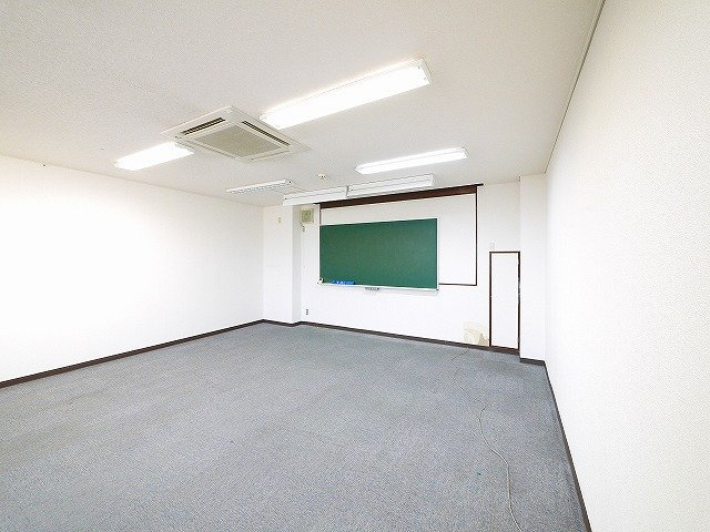 大和本社ビル別館の内装