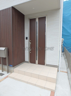 【エントランス】 | オリエントV | 玄関ポーチ