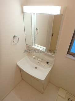 【洗面所】 | オリエントV | 洗髪洗面化粧台