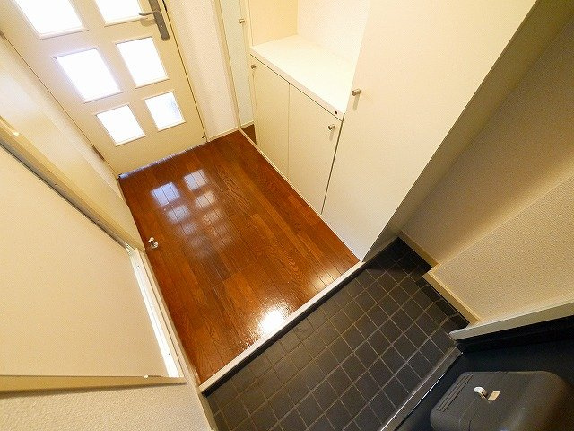 みつがらすの玄関|明るい玄関です