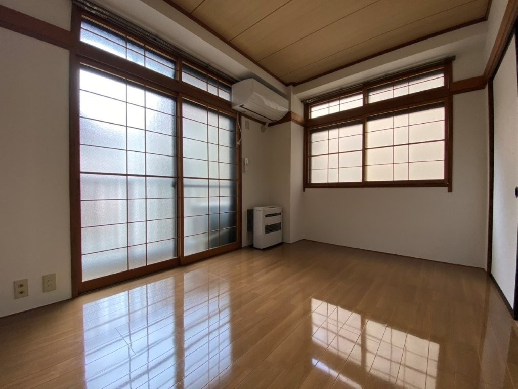 マンションストークの洋室