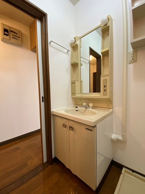マンションストークの独立洗面台