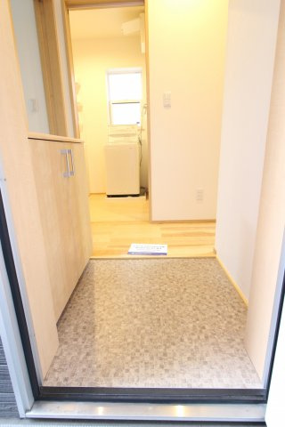 レオパレスMTテラスの玄関