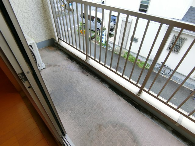 福生市大字熊川の賃貸マンションのバルコニー