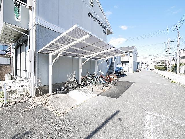 シティライフヨシダＡのその他共用部分|ゆったりとした駐輪スペース。