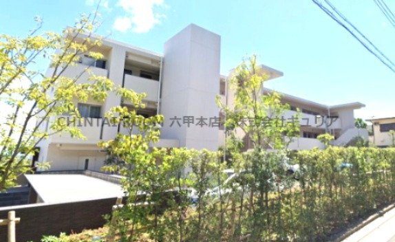 プラネソシエ御影山手の外観