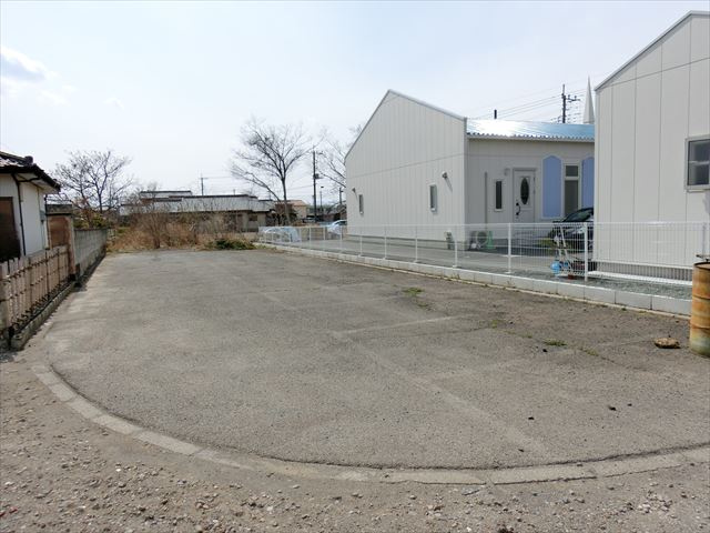 群馬県伊勢崎市境女塚　土地２９１坪の外観