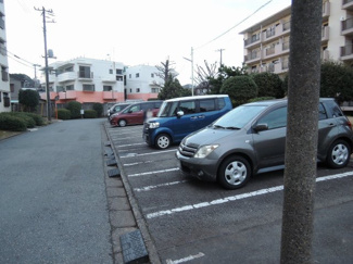 【駐車場】