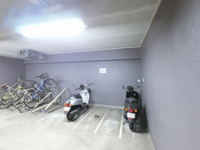 【その他共用部分】 | サンヴェール妙蓮寺 | バイク置場