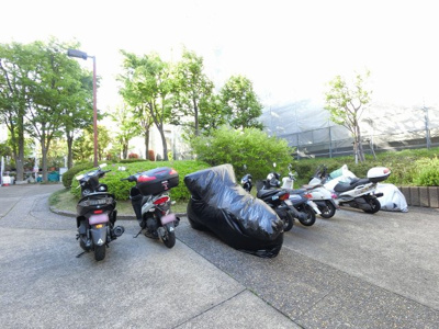 【その他共用部分】 | あざみ野団地3-1-4 | バイク置き場