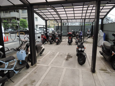 【その他共用部分】 | グリーンコーポ多摩プラザＢ棟 | バイク置場