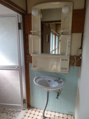 【独立洗面台】 | 都美荘