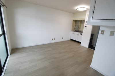 【居間・リビング】 | シャトー真美ヶ丘