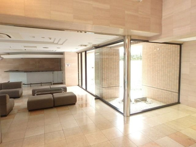 【ロビー】 | サンシティ博多フレックス21 | 清潔なロビーです