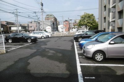 【駐車場】 | コーワコーポ | 駐車場完備です