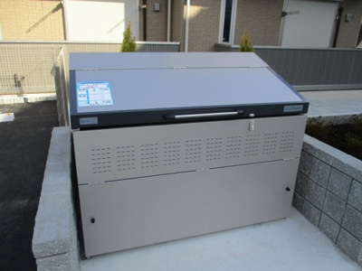 【その他共用部分】 | シズコスタⅡ | 敷地内ごみ置き場でごみ出しもらくらく～♪忙しい社会人さんや主婦さんにもうってつけ！