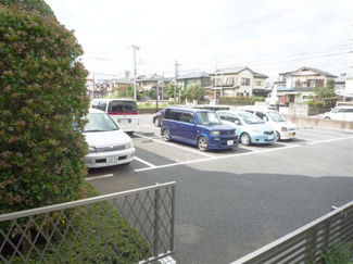 【駐車場】