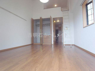 【居間・リビング】 | パレスシーサイド | 洋室